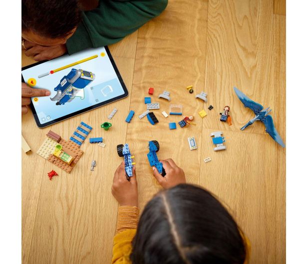 LEGO Jurassic World 76943 Pościg za pteranodonem - 1037682 - zdjęcie 2